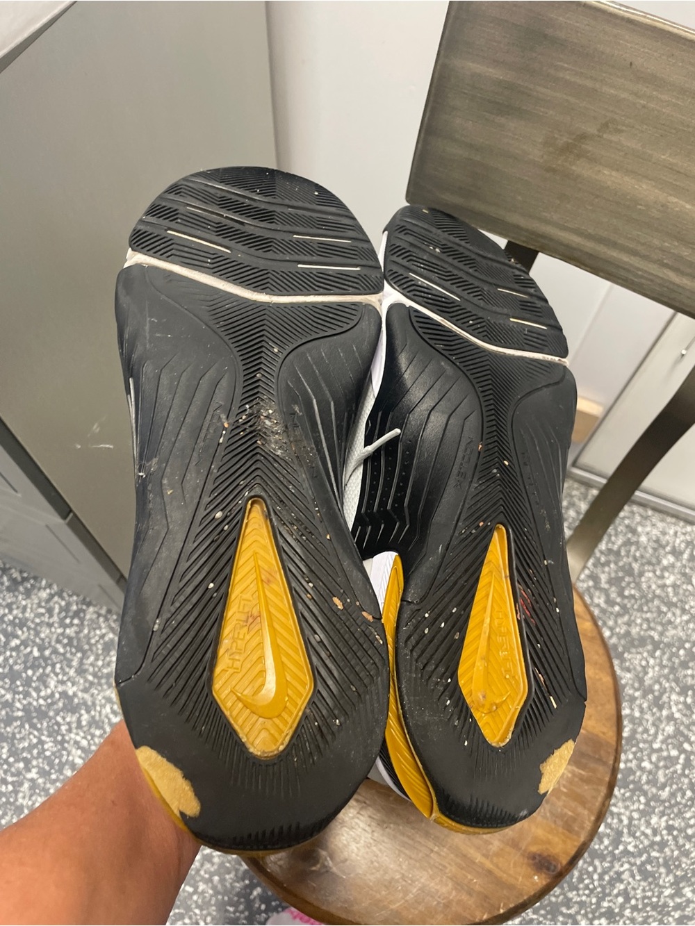 Nike React Metcon Men's White Sneakers with Black Lining and Gold Swoosh, 12 - Picture 4 of 4